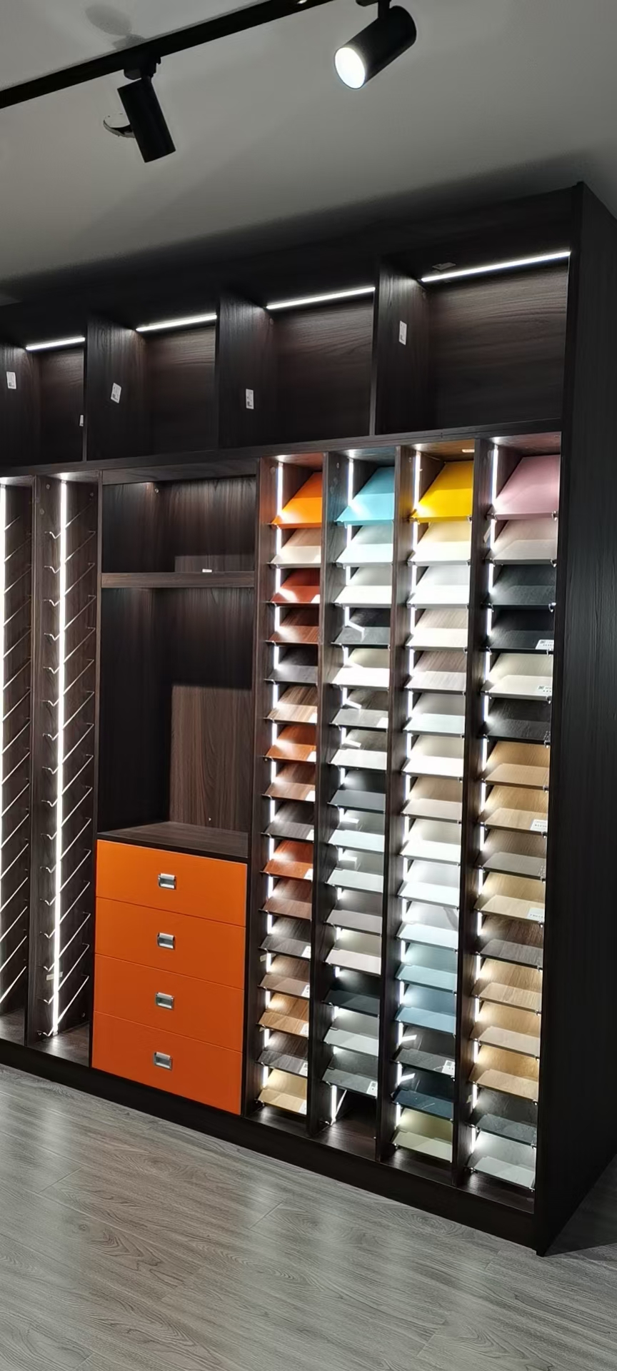 �߶˼ҾӶ��Ƴ���